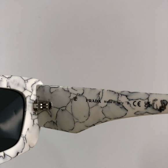 Prada Authentic Women’s Marble Cat Eye Sunglasses ~ Brand New! - Picture 4 of 9